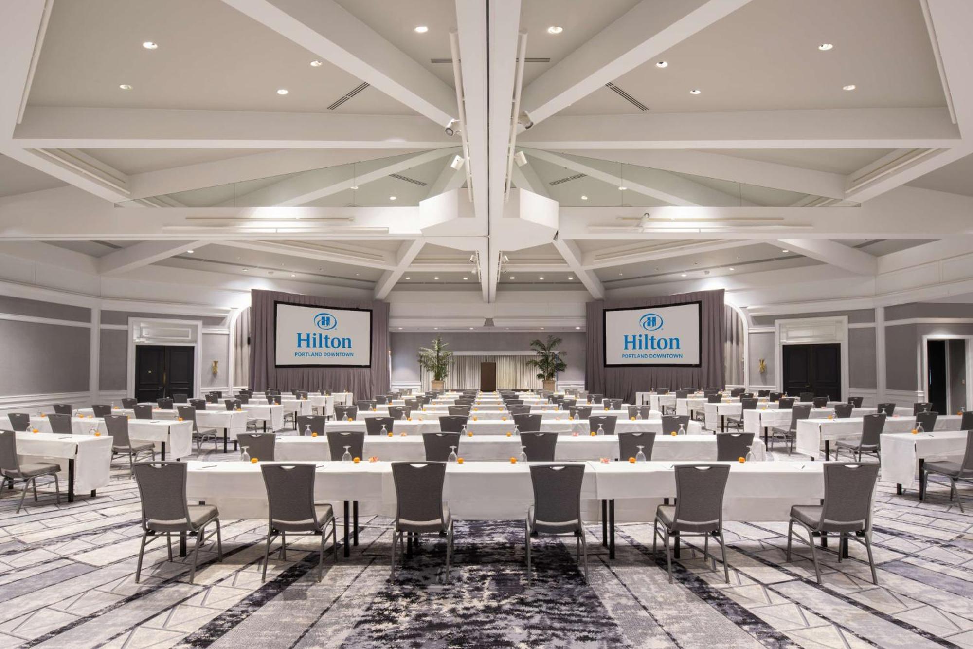 Hilton Downtown Hotel 4*