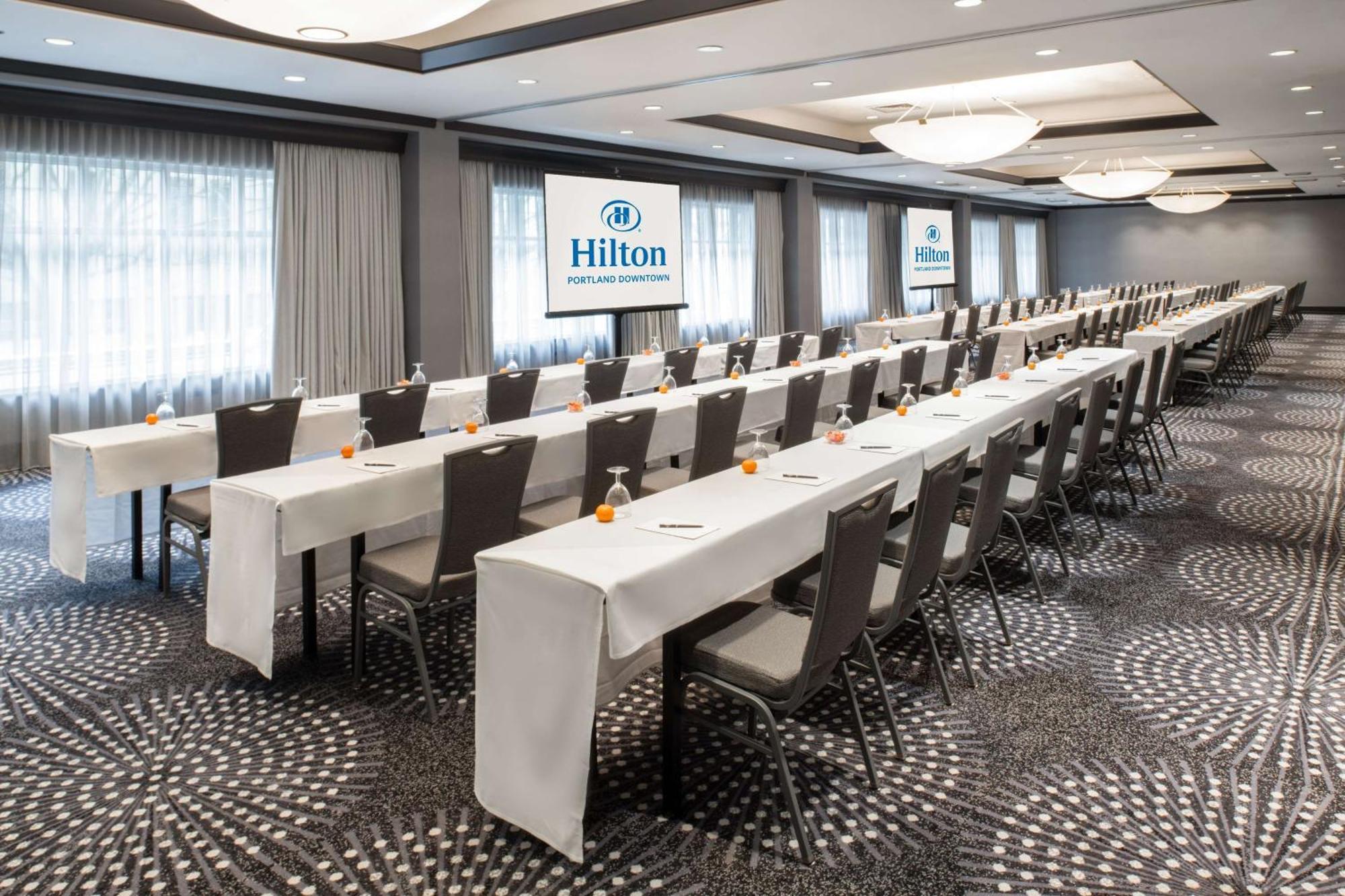 Hotel Hilton Downtown 4*