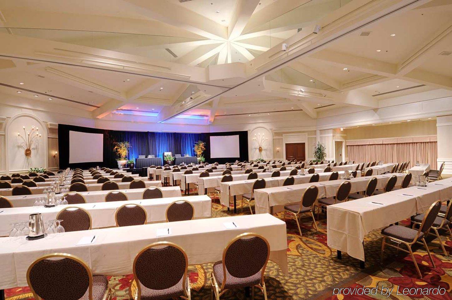 Hilton Downtown Hotel 4*
